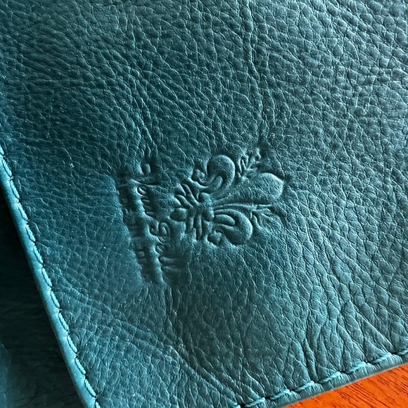 Vintage Green Leather Crossbody Bag - Picture 3 of 5